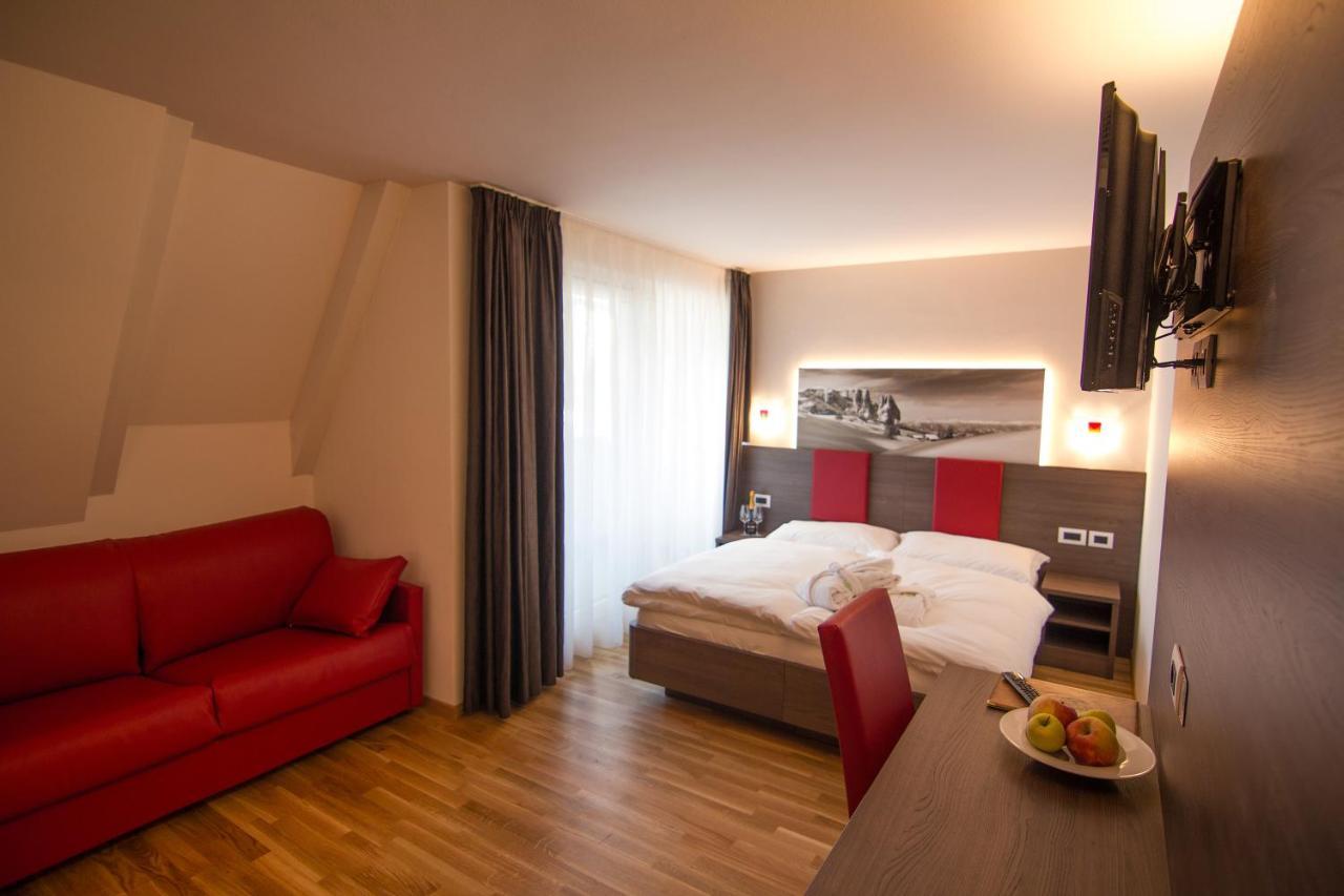 Hotel Comfort Erica Dolomiti Val D'Adige ซาลอร์โน ภายนอก รูปภาพ