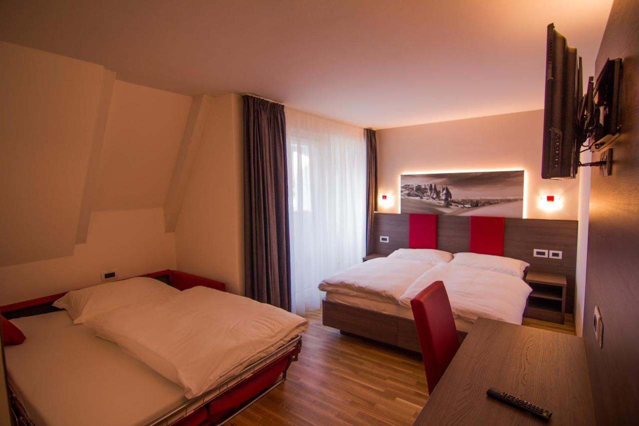 Hotel Comfort Erica Dolomiti Val D'Adige ซาลอร์โน ภายนอก รูปภาพ
