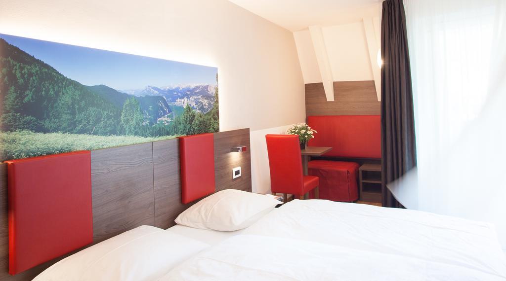 Hotel Comfort Erica Dolomiti Val D'Adige ซาลอร์โน ภายนอก รูปภาพ