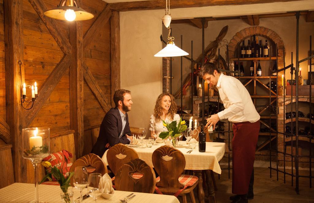 Hotel Comfort Erica Dolomiti Val D'Adige ซาลอร์โน ภายนอก รูปภาพ